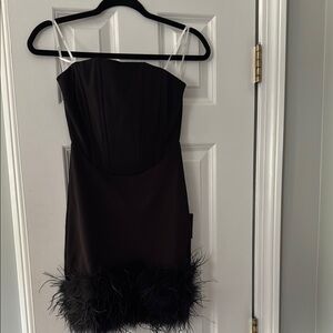 Black strapless feathered lulus mini dress Zipper